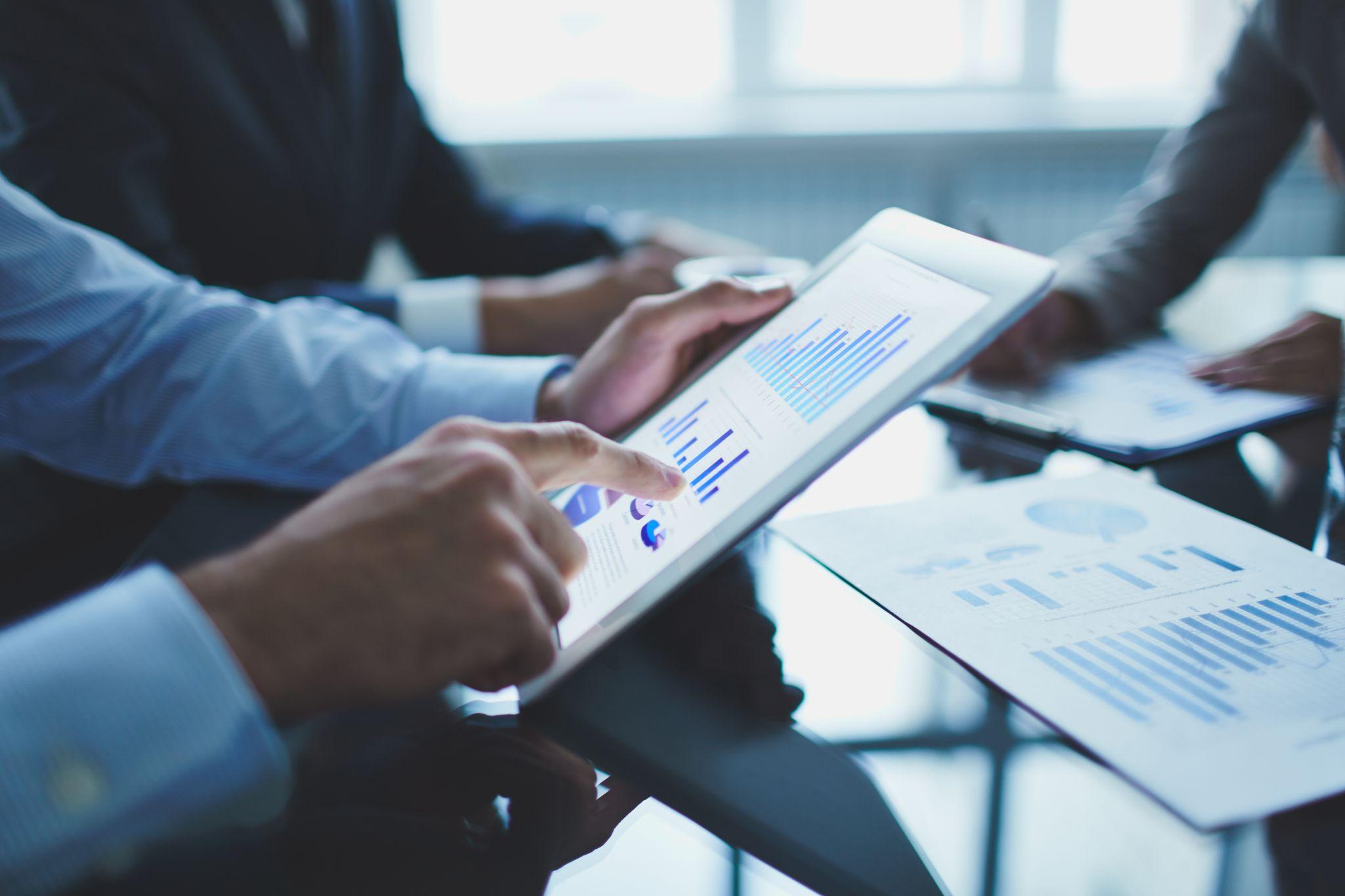 Smart HRMS SoftWare | Mom Digital